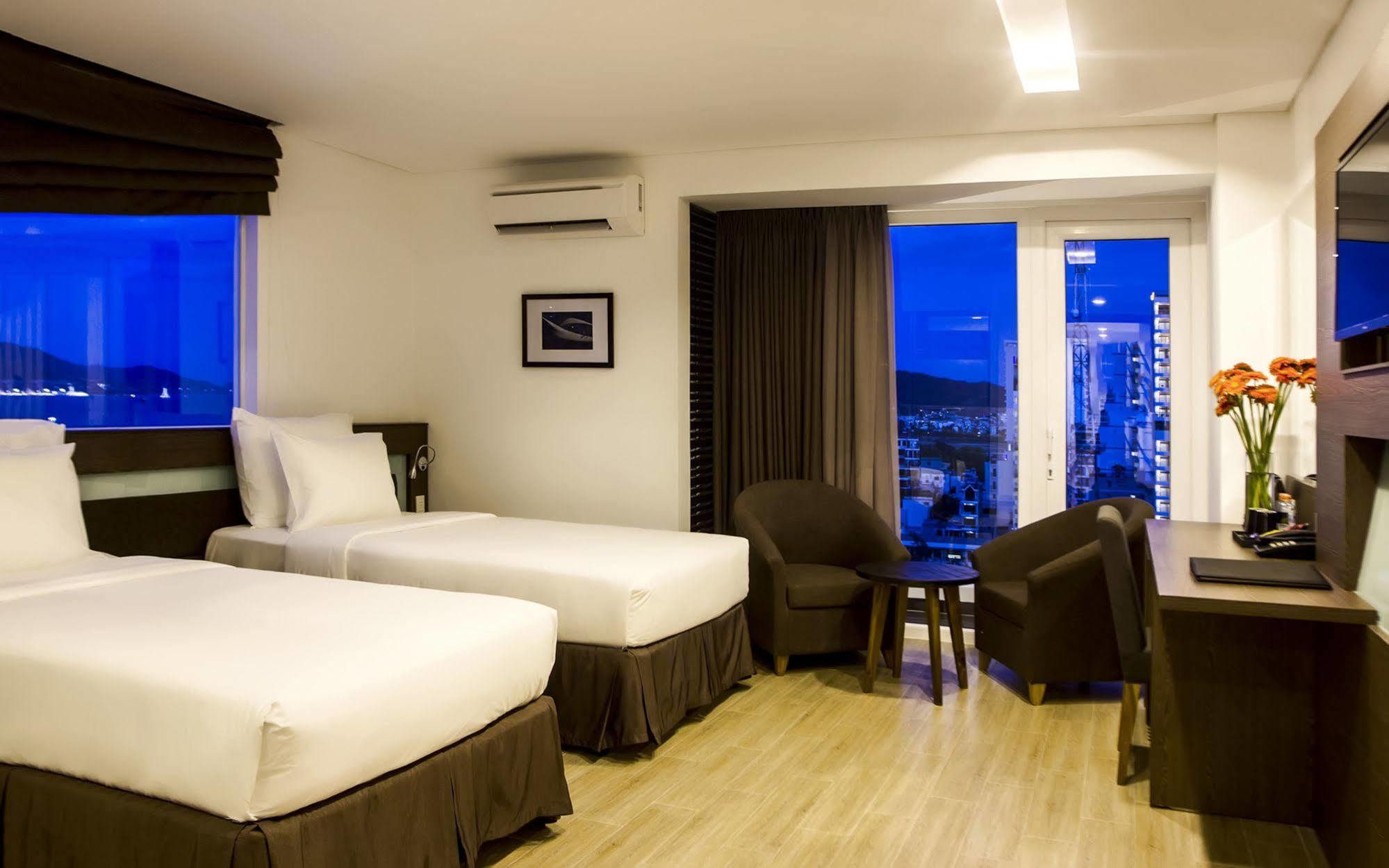 Aroma Nha Trang Boutique Hotel Esterno foto